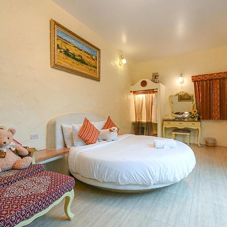 Swiss Valley Hip Resort Suan Phueng Phòng bức ảnh