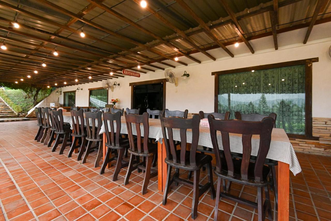 Swiss Valley Hip Resort Suan Phueng Ngoại thất bức ảnh